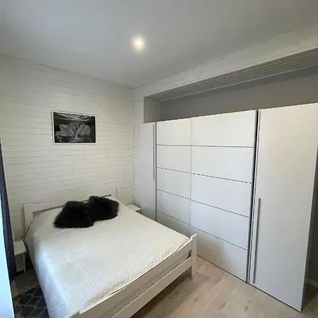 Starp Krastiem 2 Apartment Liepaja