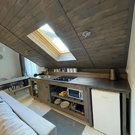 Starp Krastiem 2 Apartment